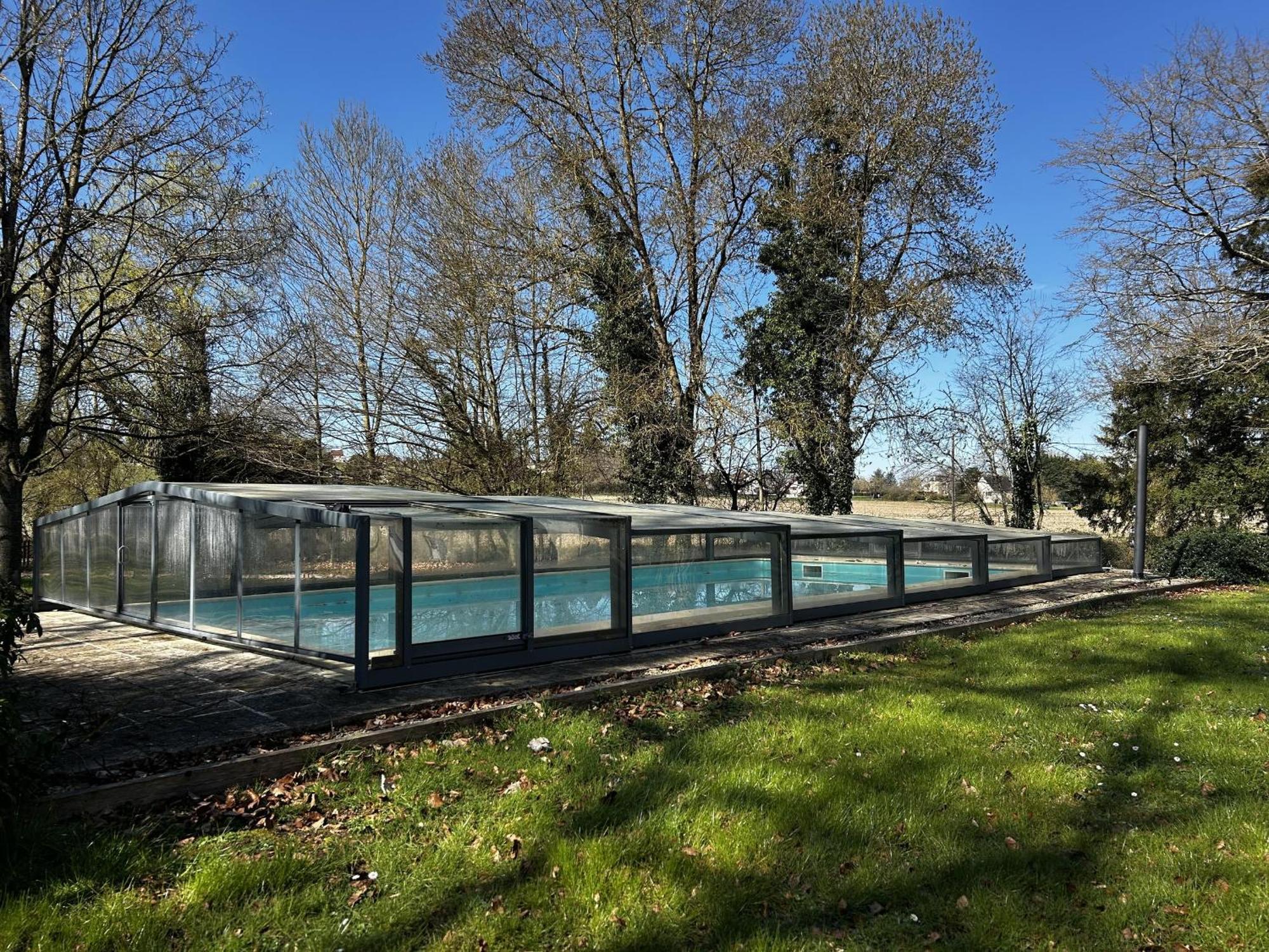 Gite D'Exception A Lesigny Avec Piscine Couverte - Fr-1-541-167 Extérieur photo